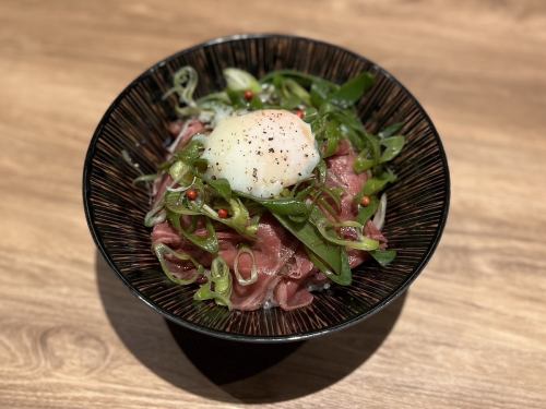 【仅限平日午餐】好吃到让人颤抖的烤和牛牛盖饭！