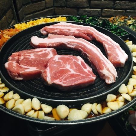 All-you-can-eat!!! [All-you-can-eat Samgyeopsal & Thick Moksal] 2,480 yen♪ ●All-you-can-drink alcohol + 1,500 yen