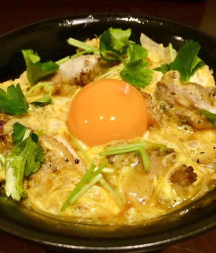 [Friday lunch only] Charcoal-grilled chicken oyakodon