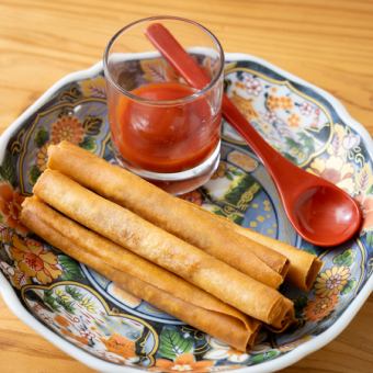 カリカリっとずっとつまめちゃう。チーズスティック