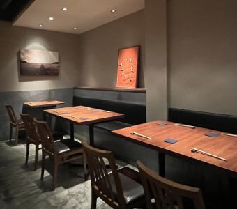 テーブル席10席