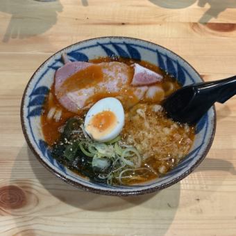 참깨 탄탄한 고기 우동