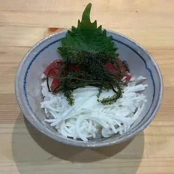 県産生まぐろ山芋丼