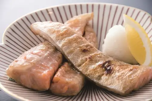 鮭のハラス焼き