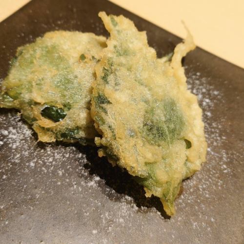 カニ味噌大葉天ぷら