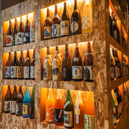 全国から取り寄せる厳選素材の料理と常時20～30銘柄を取り揃える豊富な日本酒♪