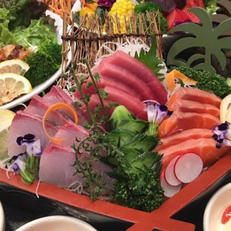人气菜单丰富的套餐【含税4,000日元，附2小时无限畅饮！】