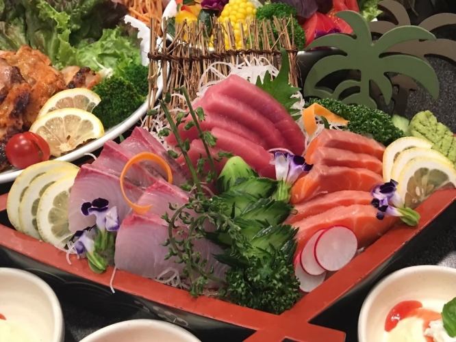 人氣菜單豐富的套餐【含稅4,000日元，附2小時無限暢飲！】