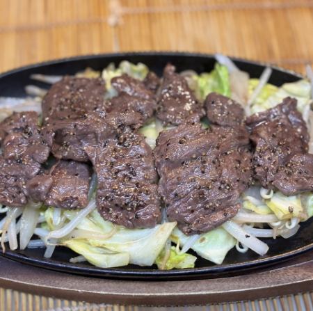 牛ハラミの鉄板焼き