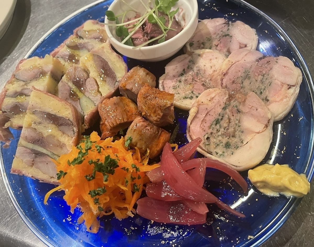 草津駅前でフランス料理やワインの楽しめるお店