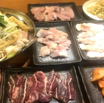 名物料理が勢揃いのコース