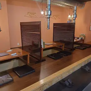 Sunken kotatsu seats♪ Take off your shoes and relax.