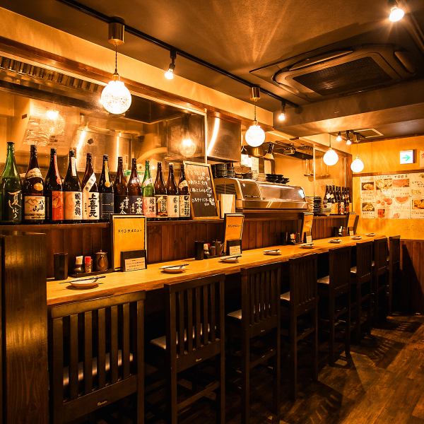 The warm, wood-toned interior of the restaurant also has counter seats. You can watch the carefully selected ingredients being grilled over charcoal from behind the counter, giving you a lively feeling. Enjoy the dishes made with an abundance of carefully selected ingredients, including Iwate Prefecture's specialty "Iwanaka Pork" and fresh fish procured from Toyosu, accompanied by fine sake.