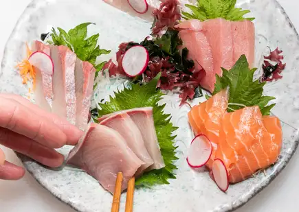 【3小時暢飲】5種藍鰭鮪魚刺身/炭烤岩豬和黑喉鱸魚等≪共10道菜≫9000日元→8000日元