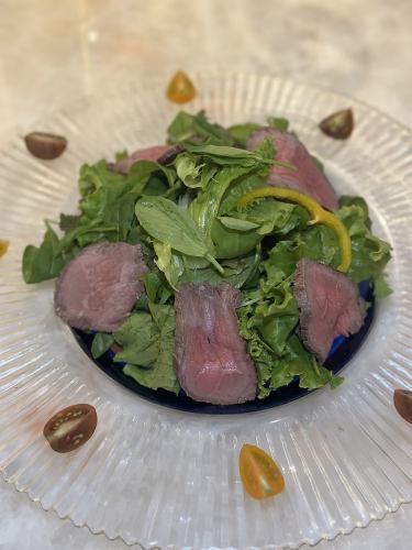 ローストビーフサラダ