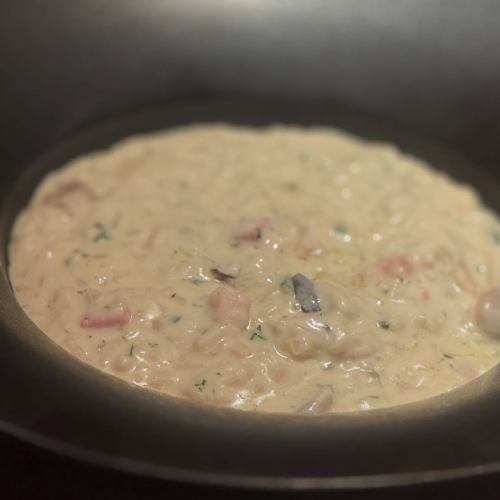 ベーコンとキノコのクリームリゾット