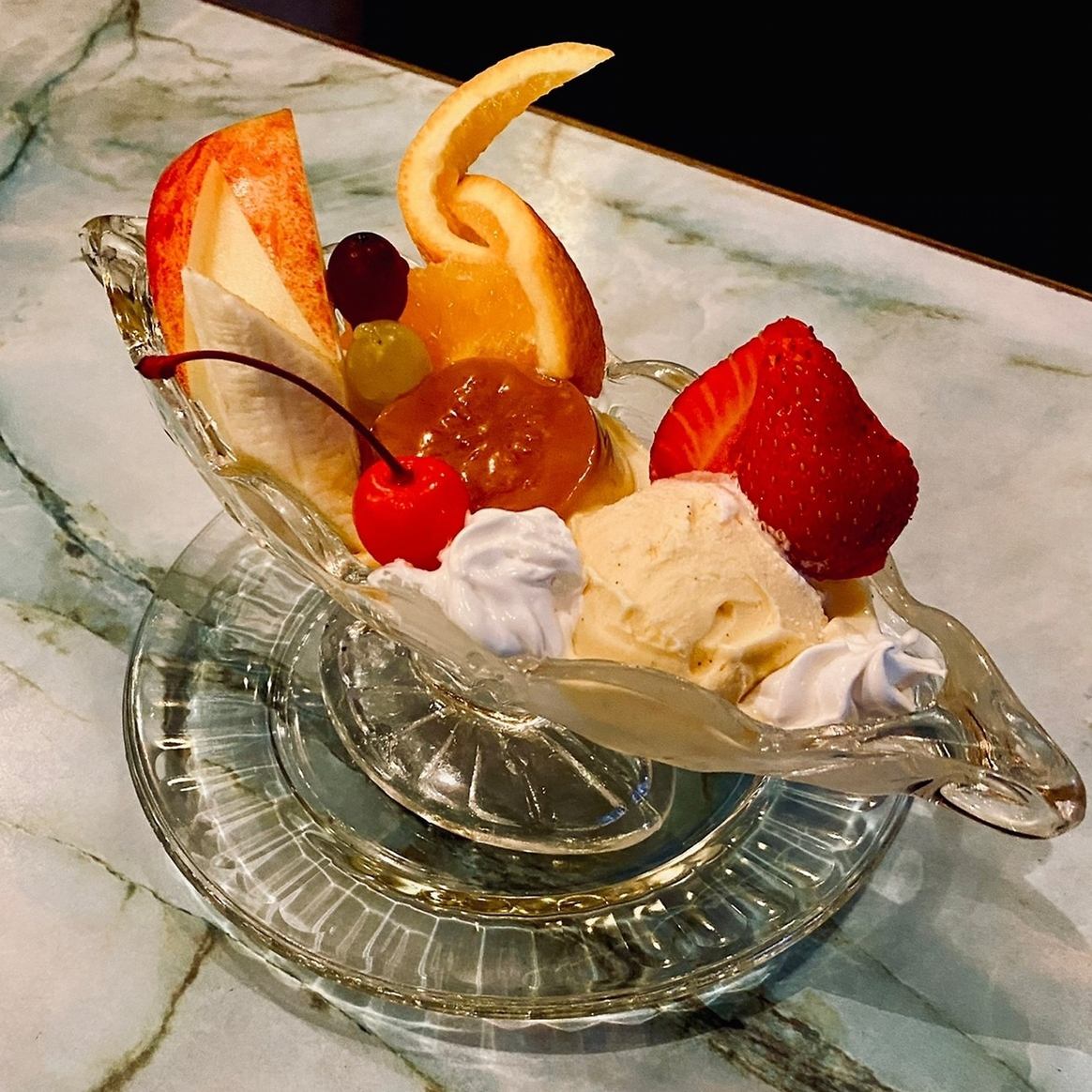You can taste that retro pudding ★ Have an elegant time at a coffee shop that has been around for over 40 years ♪