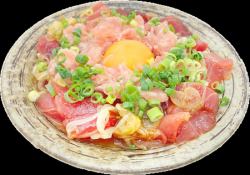 旨みがあふれでる！三崎まぐろのユッケ