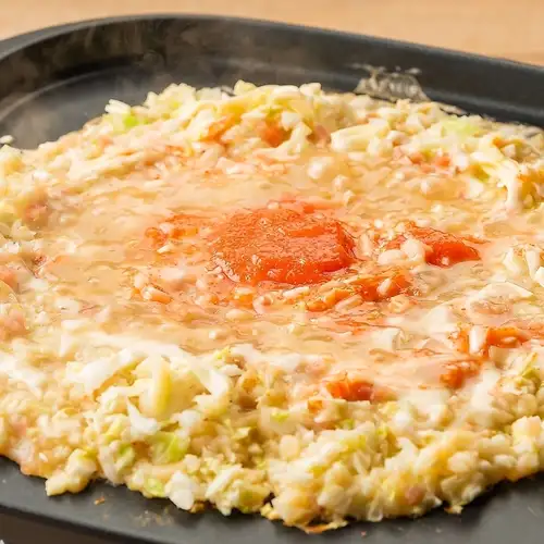お席で作って楽しめる！明太チーズもんじゃ