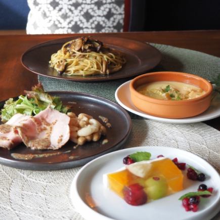 [October only] Lunch course ♪ 3,850 yen (tax and service charge included)