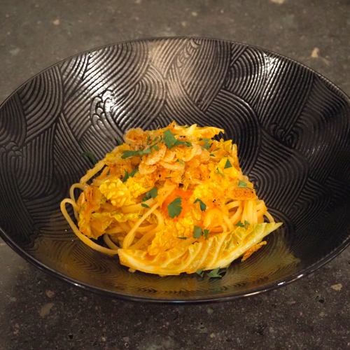 반지 벼 벚꽃 새우와 양배추