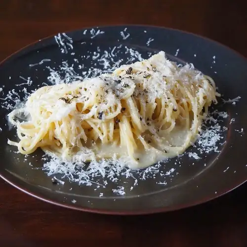 Spaghetti Cacio e Pepe
