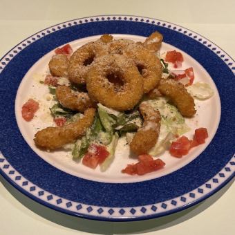 Popcorn shrimp and cheese ring fried