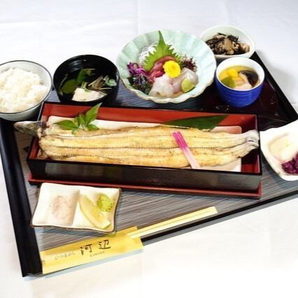 [Goes well with alcohol♪] Nagayaki Gozen (Nagayaki (white grill), small bowl, chawanmushi, rice, soup, pickles) 4,300 yen (tax included)