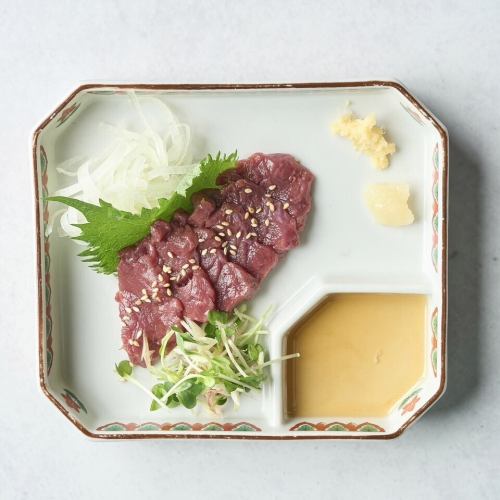 【新鮮】豐富的肉類刺身菜單！