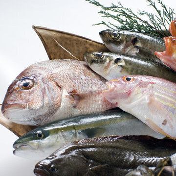 店内に生け簀あり!!新鮮な函館のお魚を丁寧に調理しております♪