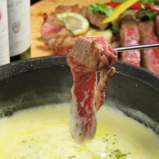 [Ladies' Night Out Course] Wagyu steak, cheese fondue, gnocchi, and 6 other dishes, with 120 minutes of all-you-can-drink ◆ 3,980 yen