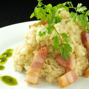 Risotto with thick-sliced bacon and plenty of cheese
