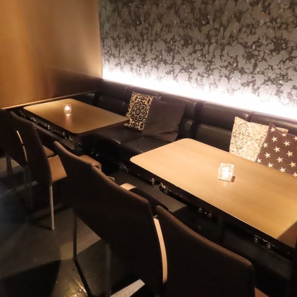 [Semi-private rooms] All seats are now semi-private with roll curtains! You can be separated from other customers and enjoy your time with peace of mind.The partitioned table seats can seat up to 25 people side-by-side if the partition is removed! Perfect for various banquets and parties. The private space is also ideal for year-end parties and New Year's parties.