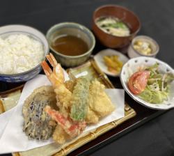 特大エビの天ぷら　又は　フライ定食