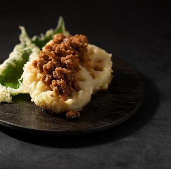 Lotus root tempura minced chicken