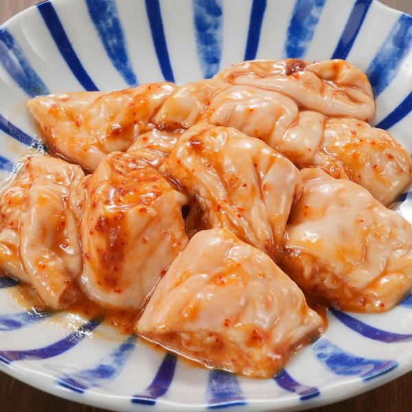 【絶品のシロコロホルモン】やみつきなること間違いなし！583円(税込み)