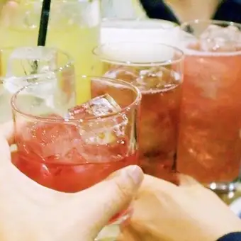 暢飲套餐（不含生啤酒）（至少兩人起訂）
