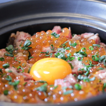 [Recommended ☆] The rice cooked in a clay pot (1 cup) is cooked to order and is perfect for finishing after drinking!