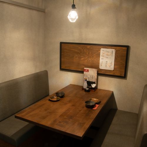 <p>We have prepared private rooms that can be used for a variety of occasions, such as company drinks after a long absence, dates, and girls&#39; night outs.Enjoy the sophisticated space!</p>