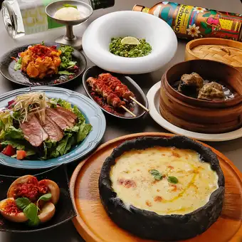 【점심】 점심 한정! 파토의 시카고 피자 점심 코스 ◆ 전 7 품 2480 엔 (포함)