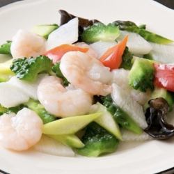 Stir-fried shrimp and seasonal vegetables