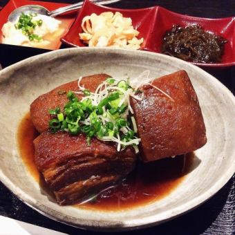 [Lunch] Rafute set meal 880 yen (tax included)