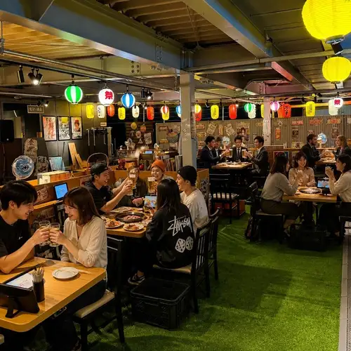 复古昭和时代的屋顶烤肉店！