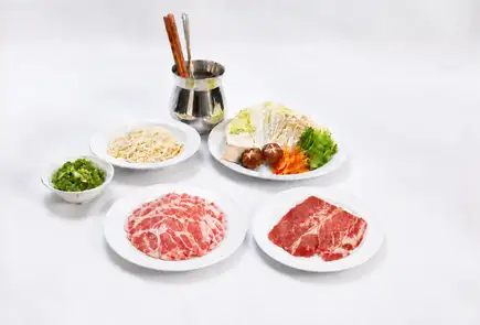 厳選牛豚しゃぶしゃぶコース（昆布・地鶏醤油・ゆず塩）
