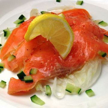 スモークサーモンのマリネ