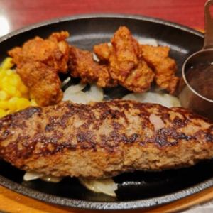 手ごねハンバーグステーキ＆特製から揚げ2個(150g)