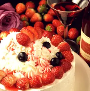 手作りホールケーキ♪Sサイズ（2名様）お誕生日や記念日におススメ☆
