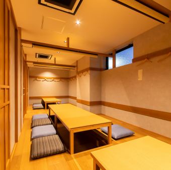掘りごたつ式空間は、ゆったり寛ぐにはピッタリ☆お子様連れのご家族でも安心してお食事をお楽しみ頂けます！