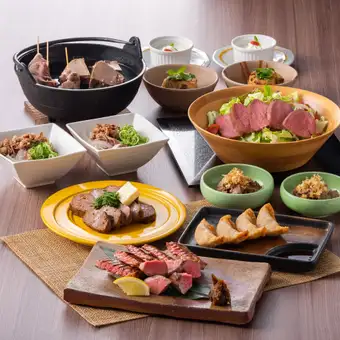 90分飲み放題付き【スタンダードコース】極み牛たん炙り&牛たんポン酢等全10品5000円(税込)