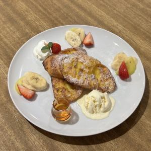 【1日10食限定】季節のスペシャルフレンチトースト
